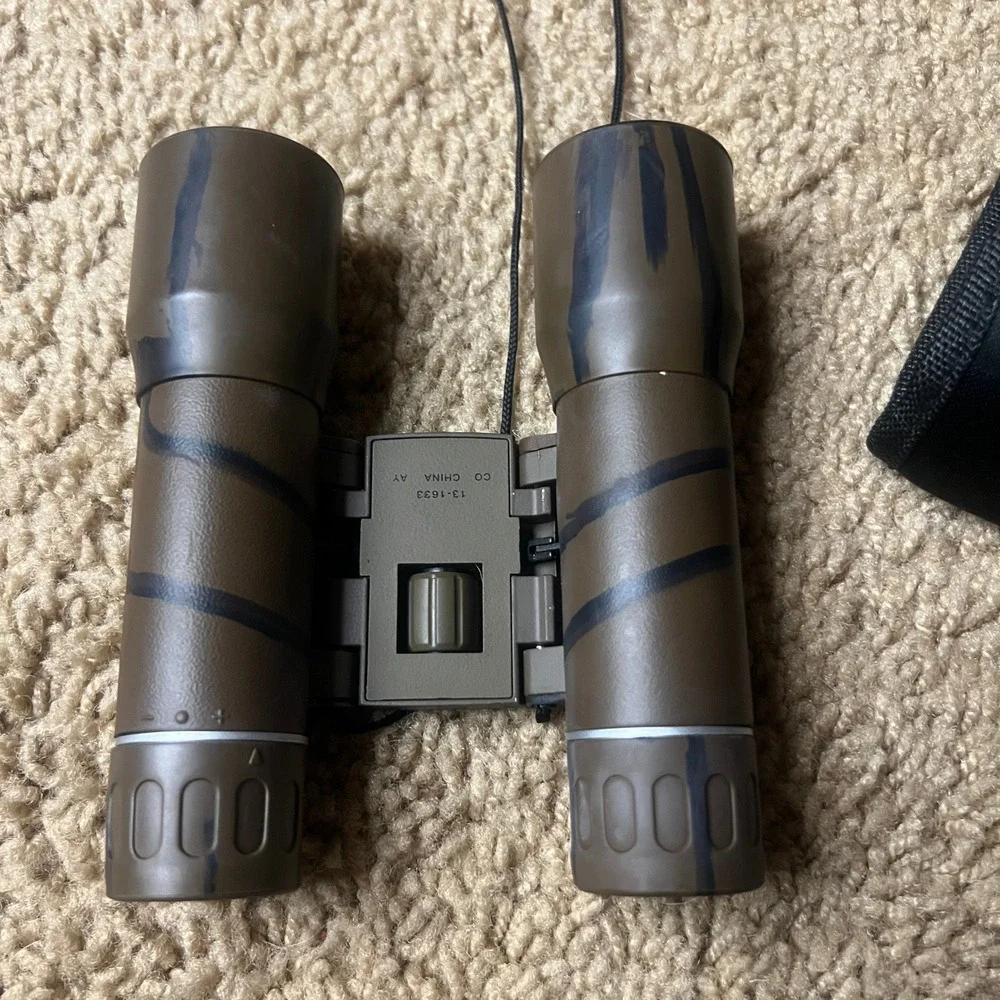 Bushnell brand type